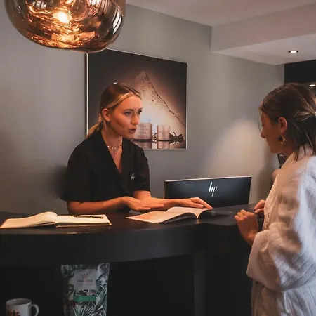 Hotel L'incomparable Tresserve