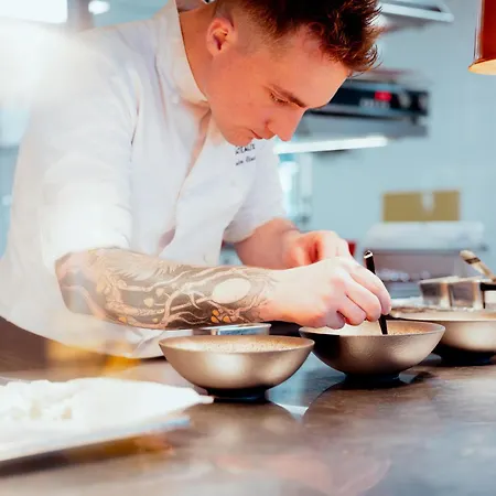 L'incomparable & Restaurant Etoile Aix-les-bains 5*