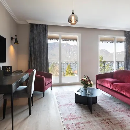 L'incomparable & Restaurant Etoile Aix-les-bains Hotel 5*