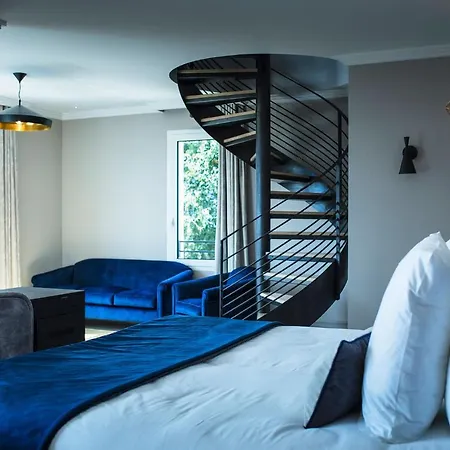 L'incomparable & Restaurant Etoile Aix-les-bains 5* Tresserve