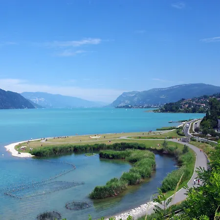 L'incomparable & Restaurant Etoile Aix-les-bains 5*