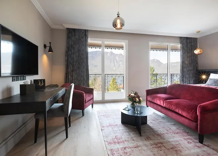 L'incomparable Aix-les-bains Hotel 5*